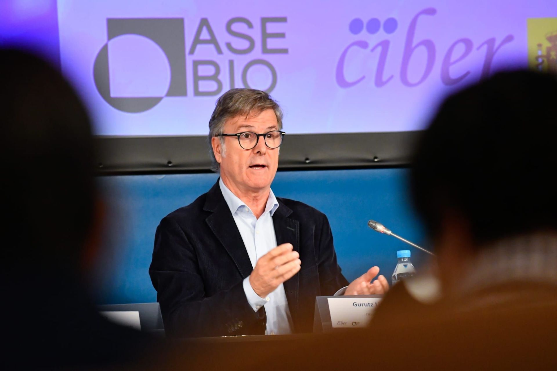 Gurutz Linazasoro, CEO of VIVEbiotech, participates in a conference organized by AseBio and CIBER