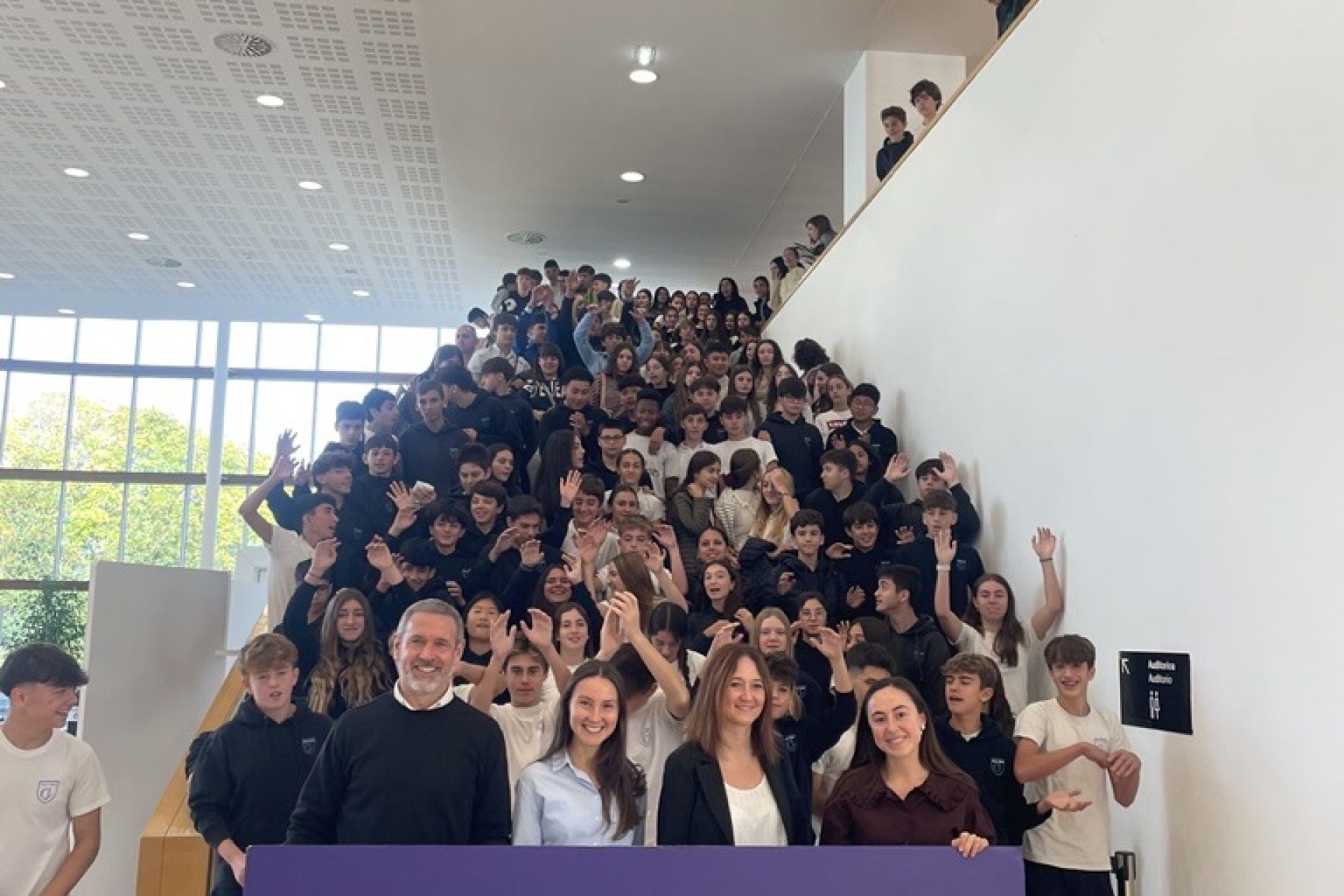 VIVEbiotech takes part in the “Science and Technology in Female” initiative