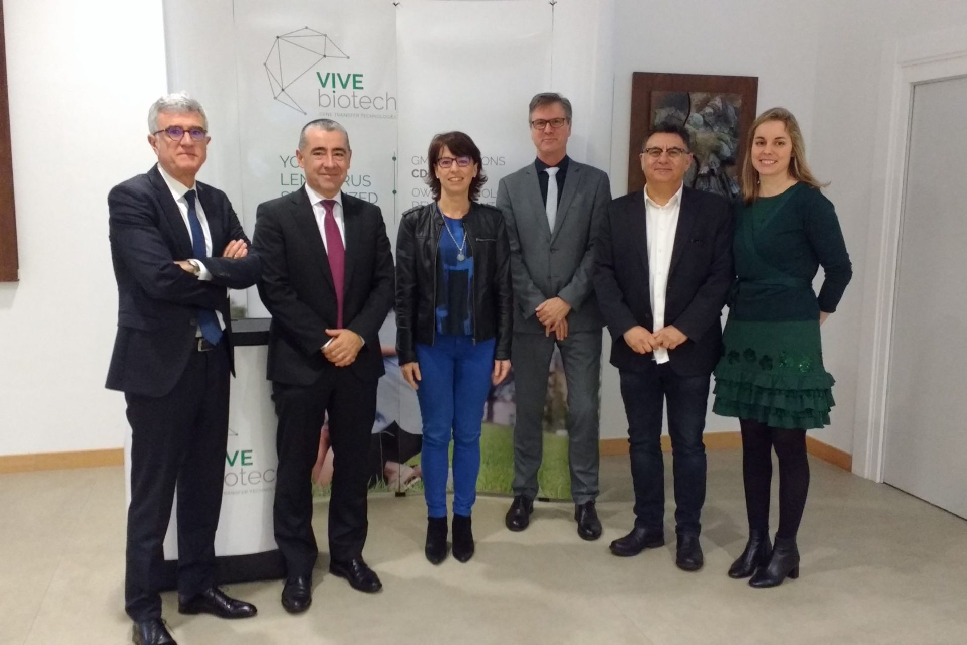 VIVEbiotech has received the visit of the Deputy Minister of Technology, Innovation and Competitiveness, and the Director of Technology and Strategy of the Basque Government
